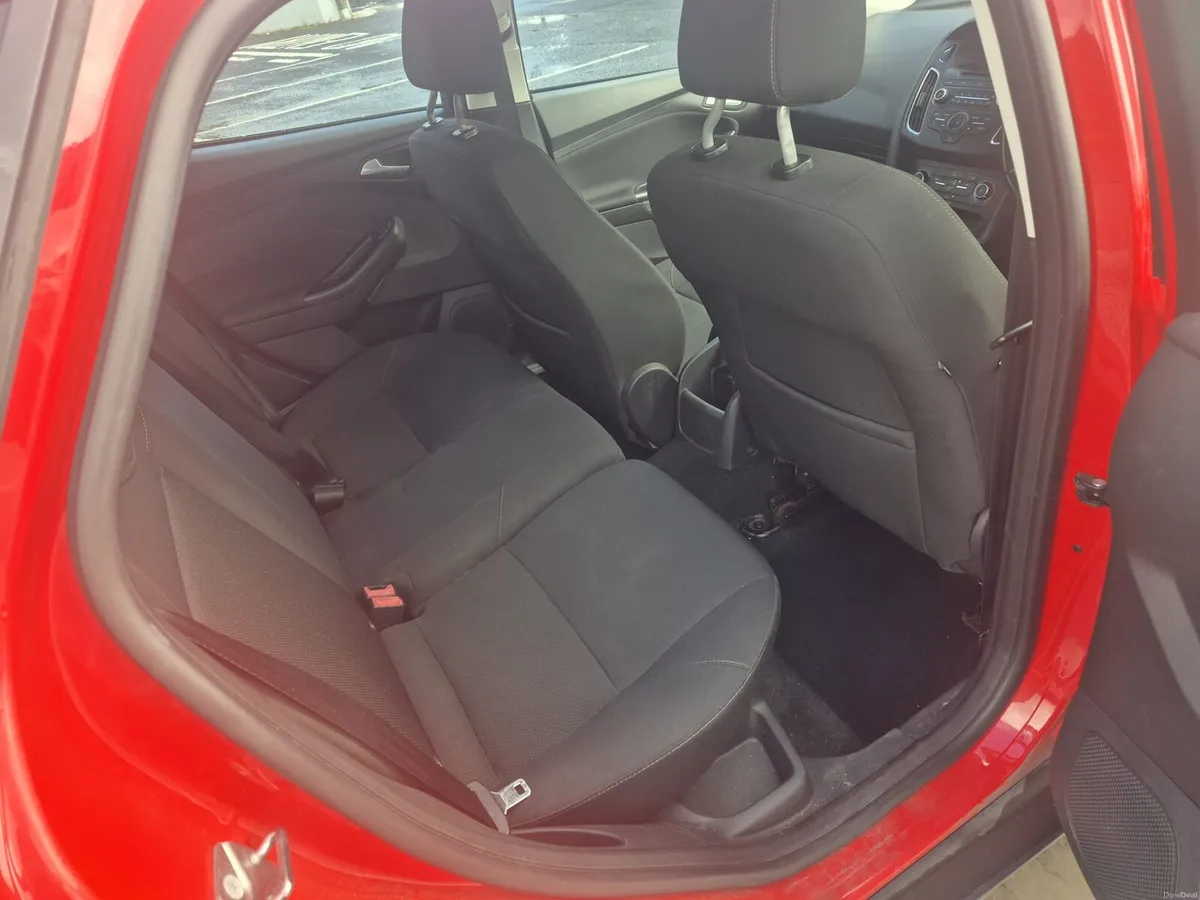 Ford focus - Image 6