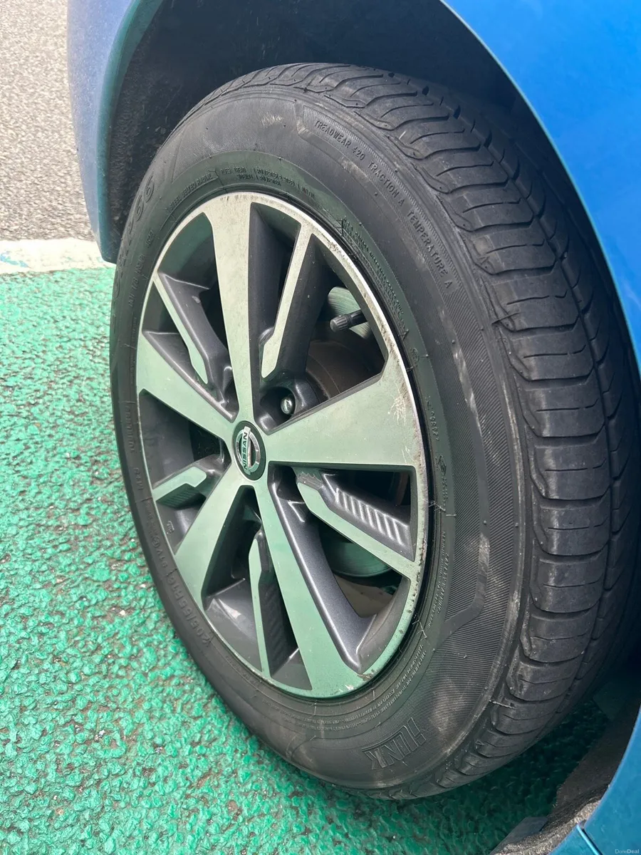 Nissan Leaf - Image 5