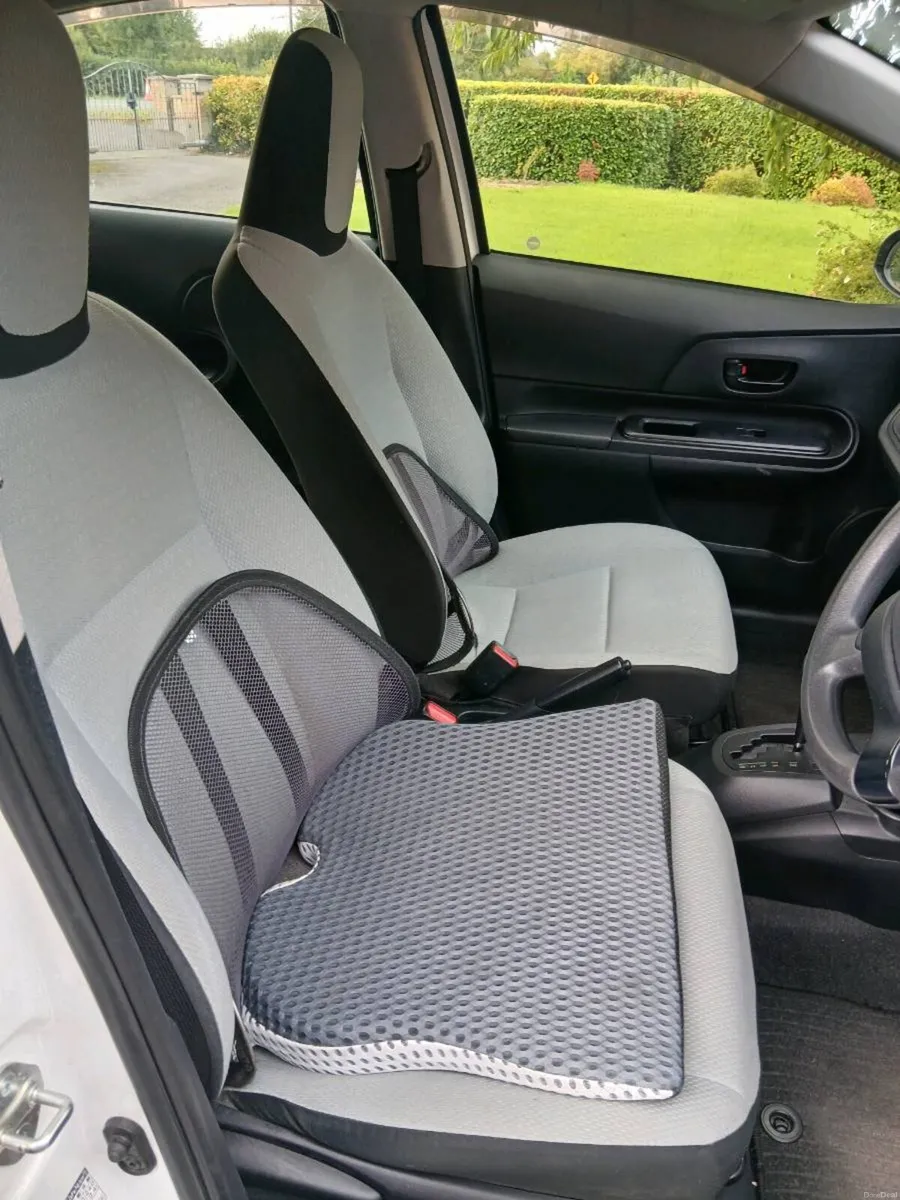 Car - Image 6