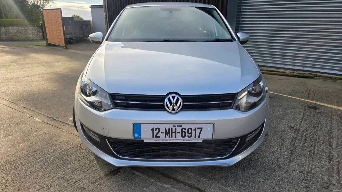 2012 Volkswagen polo 1.2TSI Automatic - Image 3