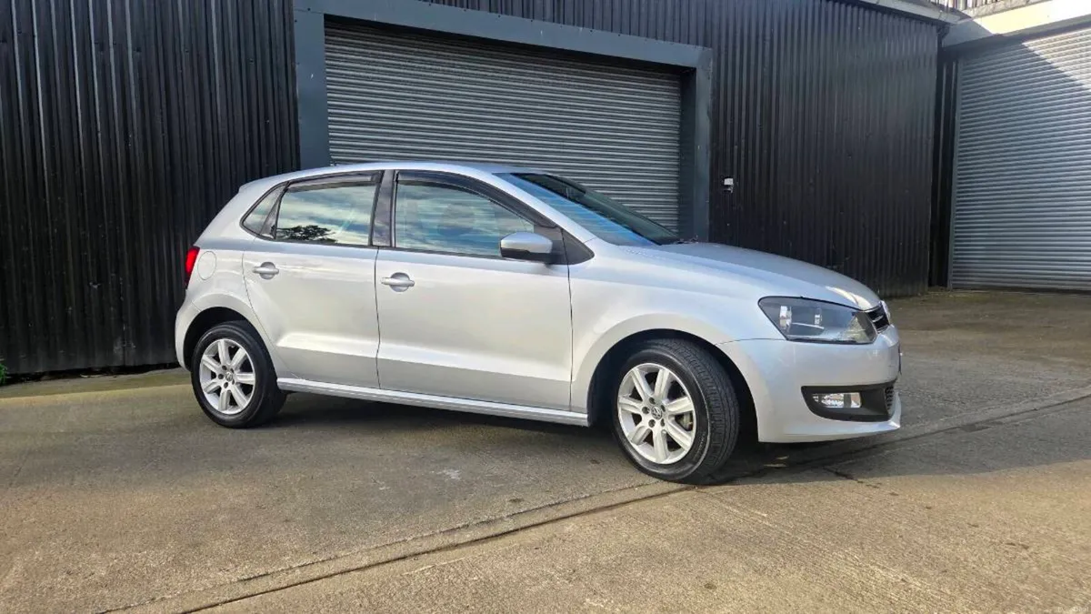 2012 Volkswagen polo 1.2TSI Automatic - Image 5