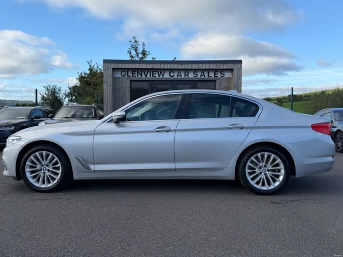 BMW 5-Series 520d Xdrive - FULL HISTORY - Image 4