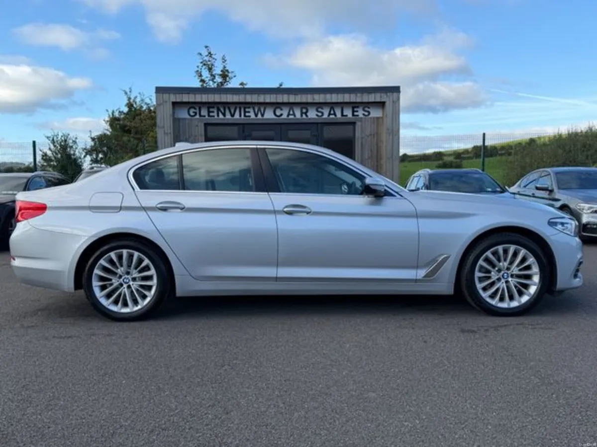 BMW 5-Series 520d Xdrive - FULL HISTORY - Image 5