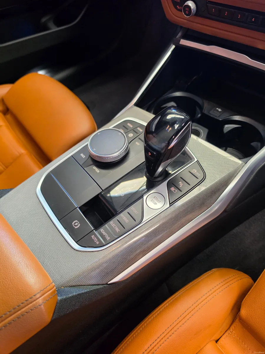 21 330e m sport pro - Image 5