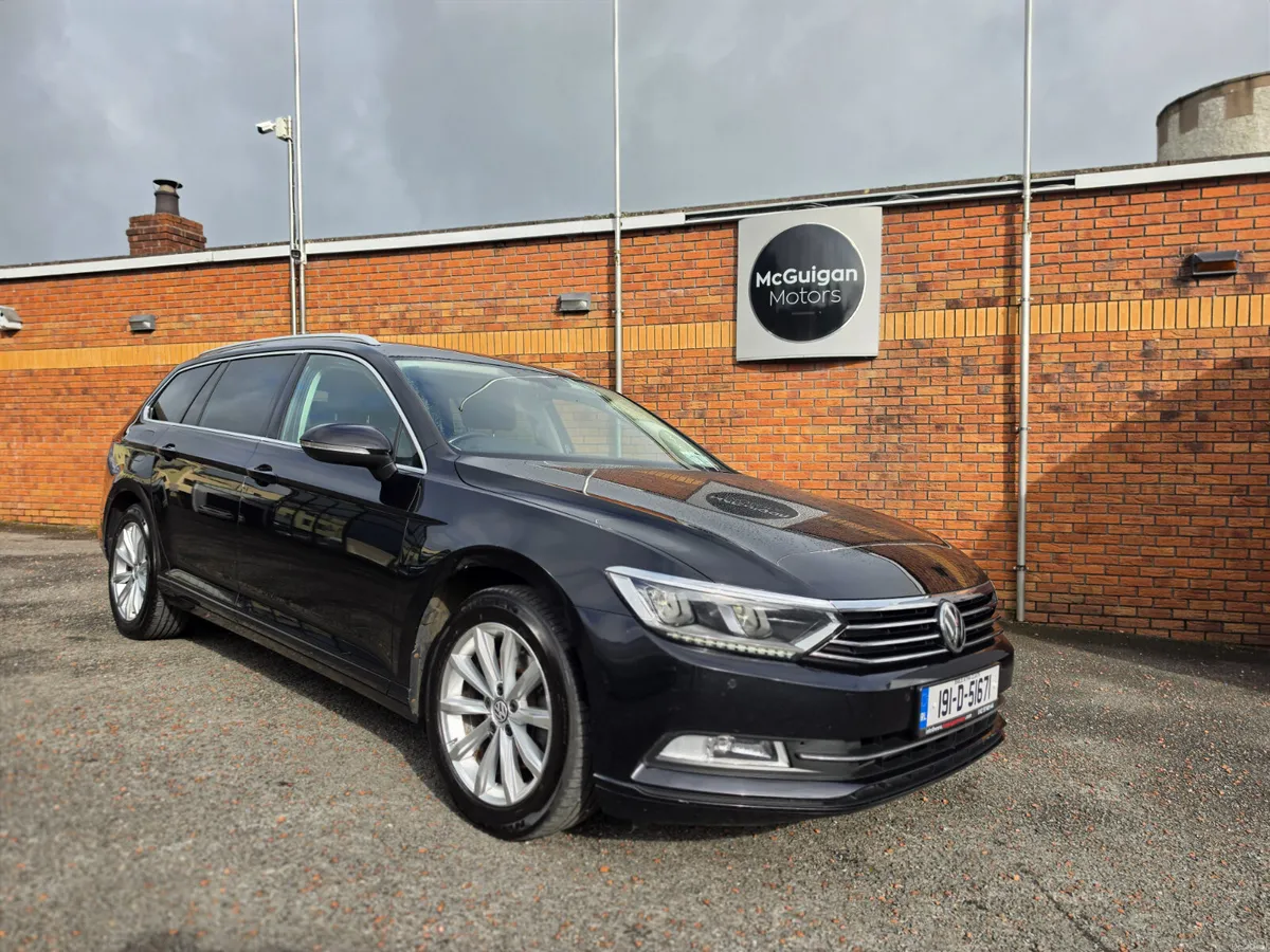 VW Passat Estate Comfortline 1.6Tdi Auto 120HP - Image 2