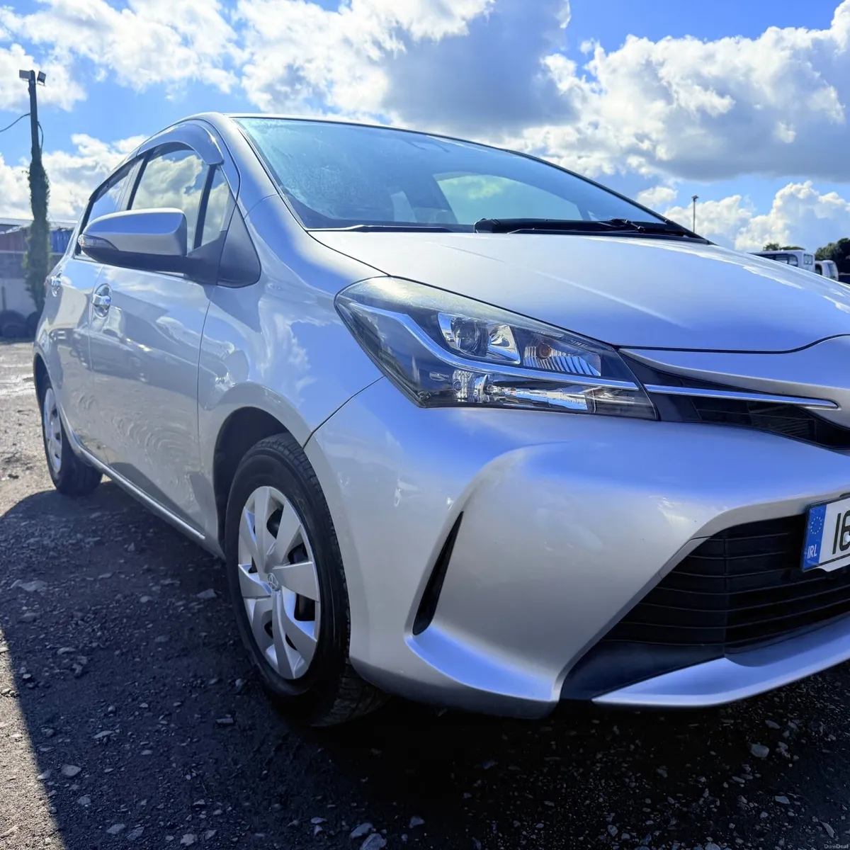 2016 Toyota Vitz 1.3L Automatic – Push Start - Image 3