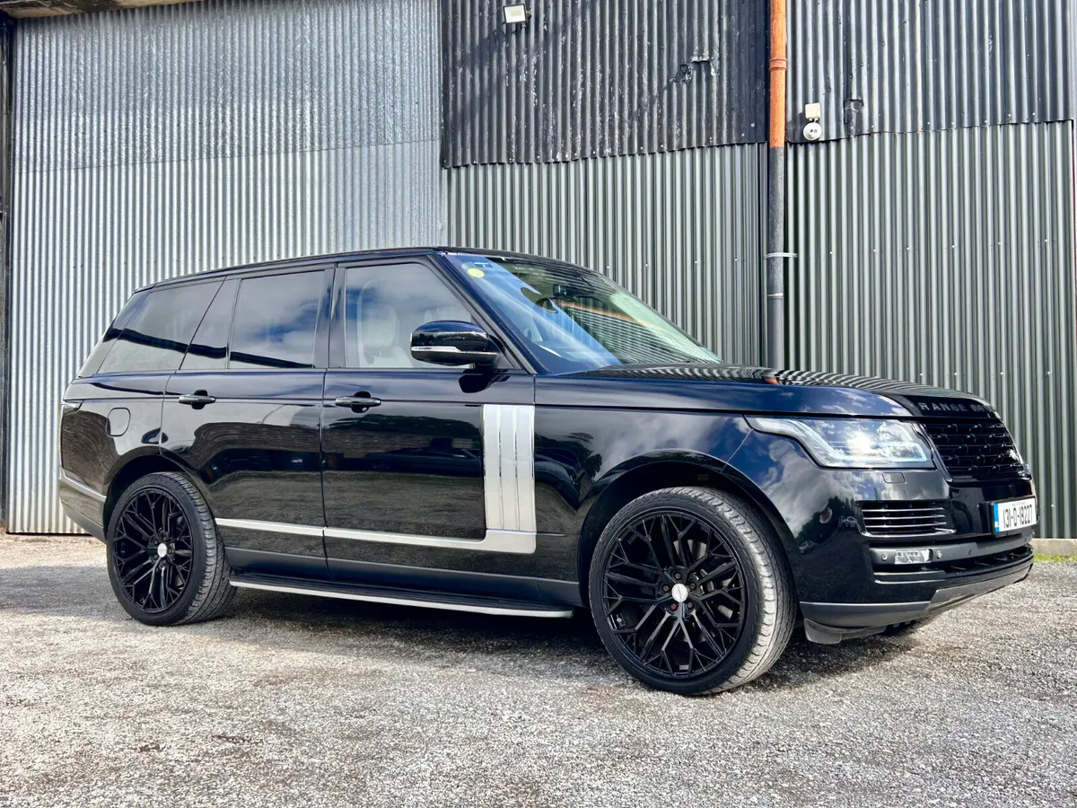 Land Rover Range Rover 2013 5 seater crew cab - Image 3