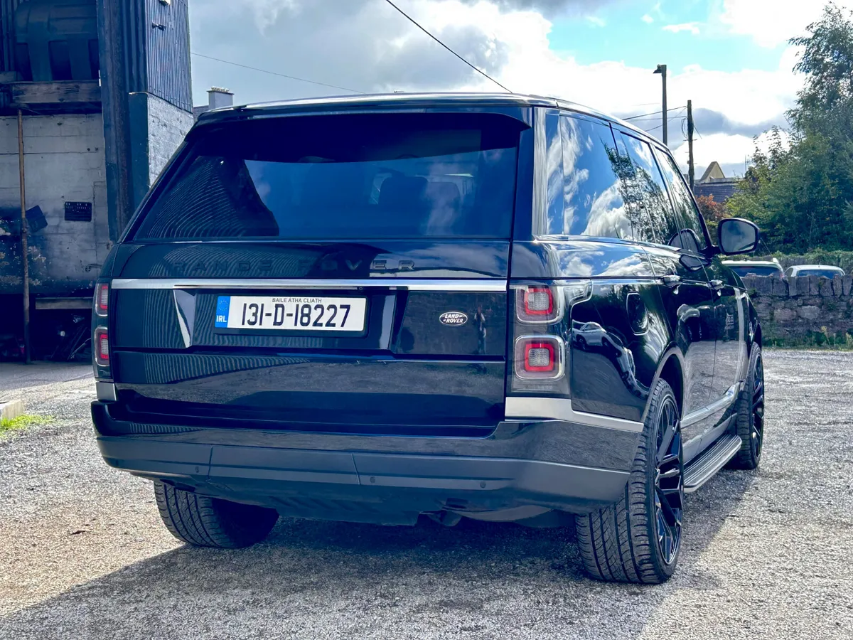 Land Rover Range Rover 2013 5 seater crew cab - Image 6