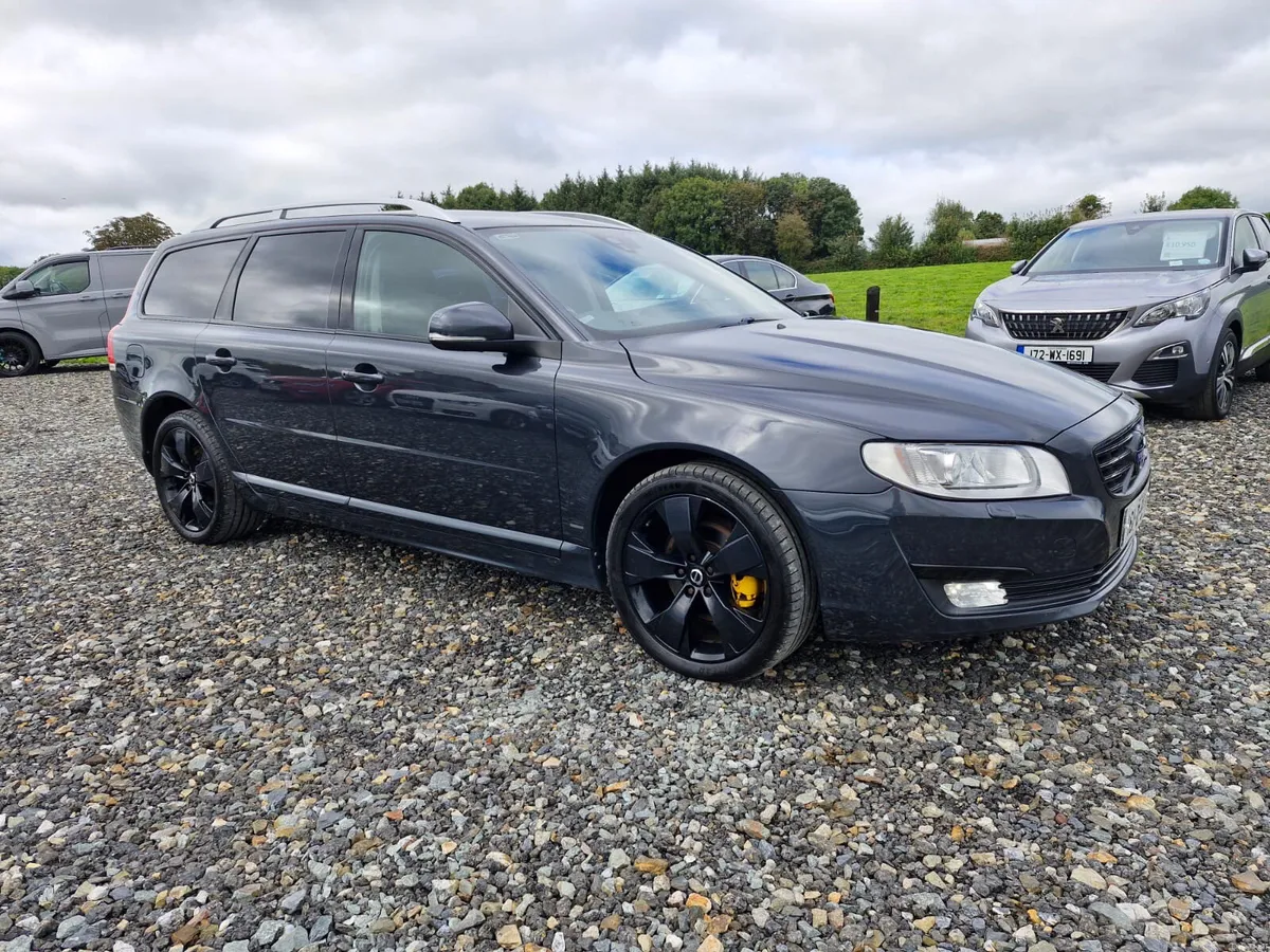 2016 Volvo V70 Estate Auto READ AD - Image 3