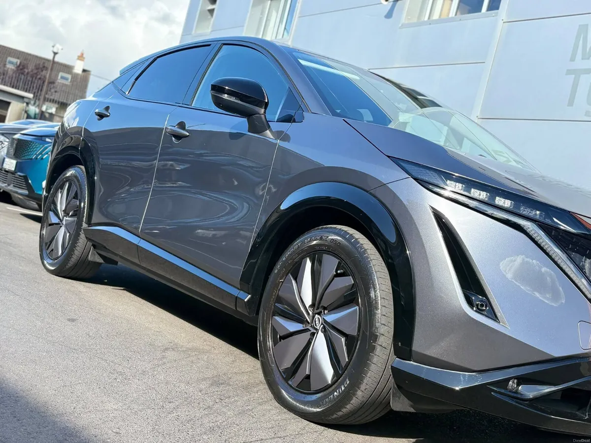 2024 Nissan Ariya 87kwh e-4orce, 4WD, CarPlay - Image 6