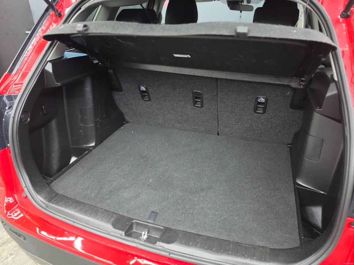 SUSUKI VITARA SZ4 1.4 HYBRID PETROL - Image 2
