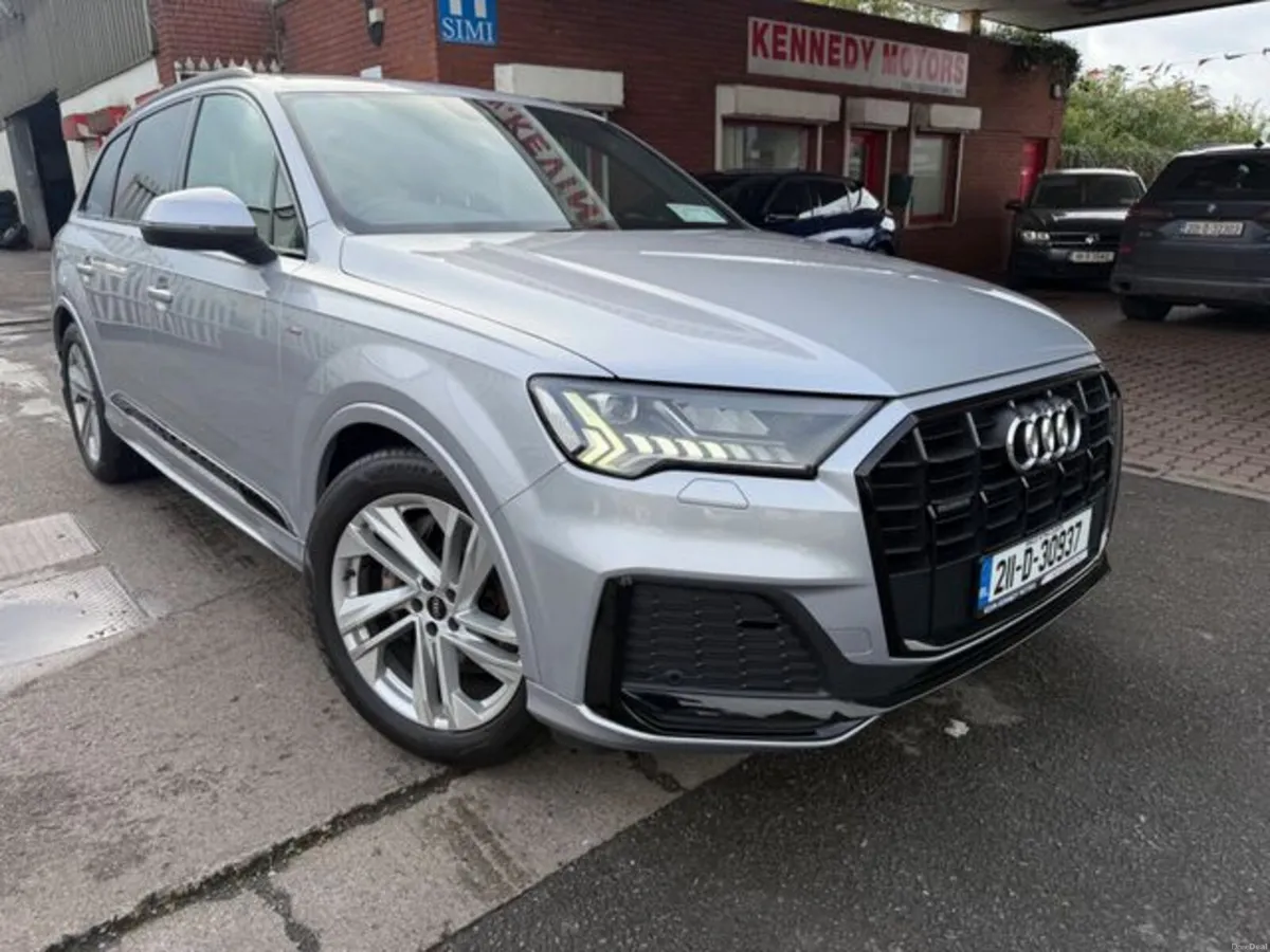 Audi Q7 3.0tdi Q TIP S Line Black pack - Image 1