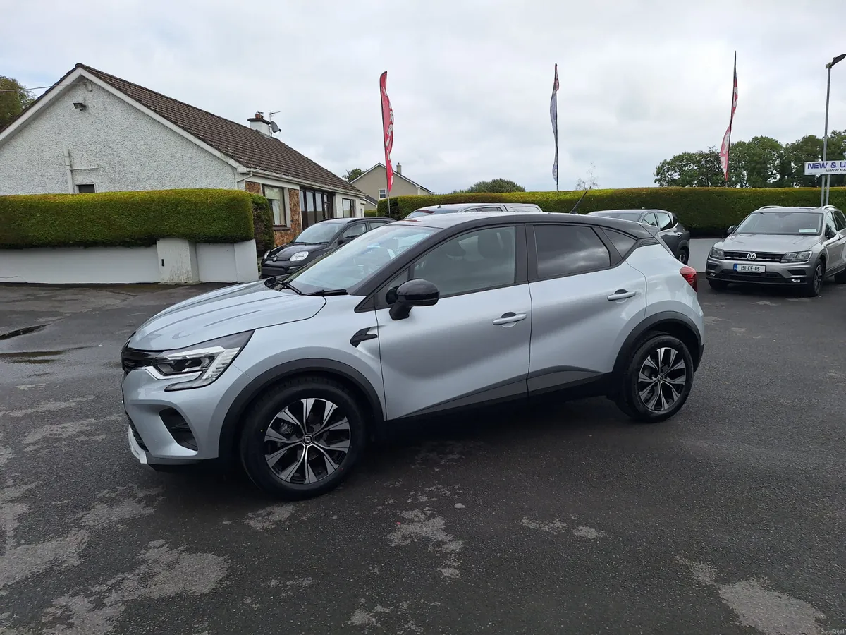 Renault Captur 1.0 Petrol  Evolution *High Spec - Image 5