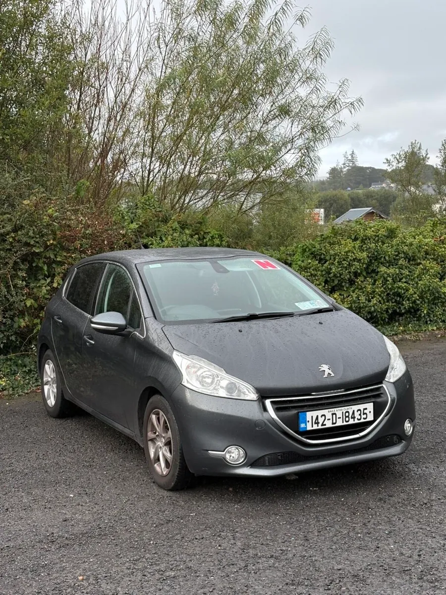Peugeot 208 1.4 HDI Semi Auto - Image 1