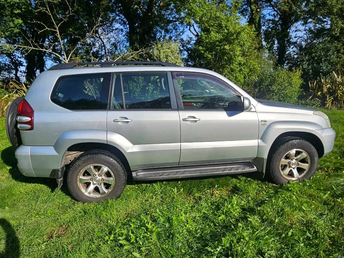 Toyota landcruiser - Image 6