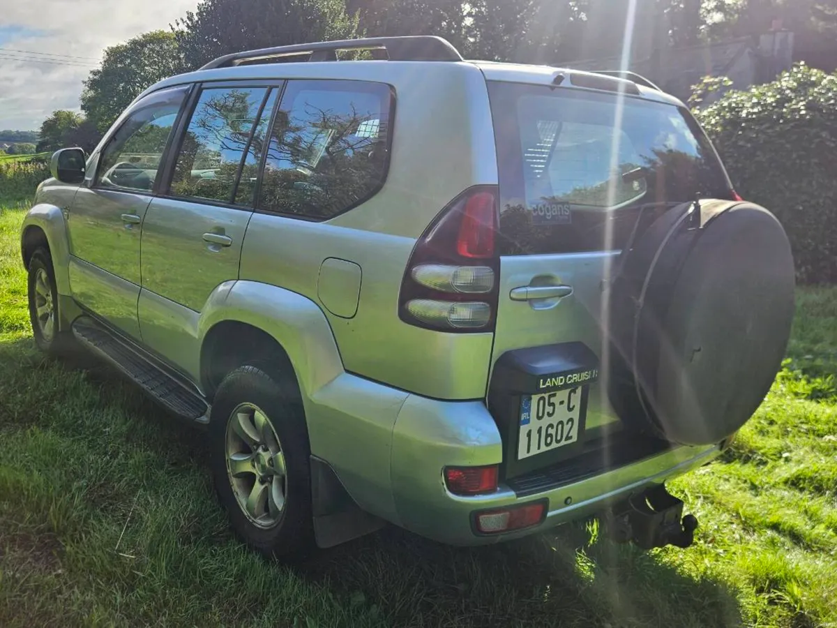 Toyota landcruiser - Image 4