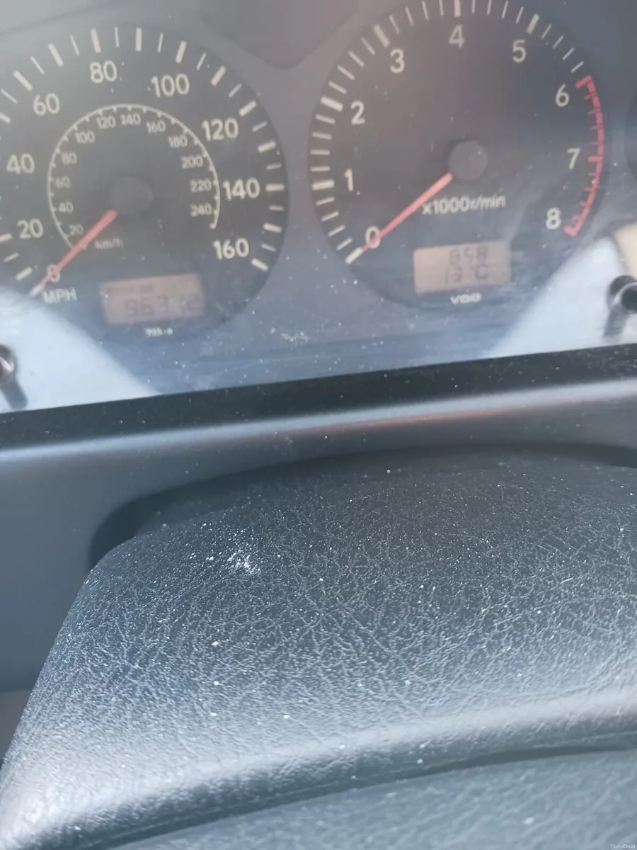 Toyota Avensis - Image 2