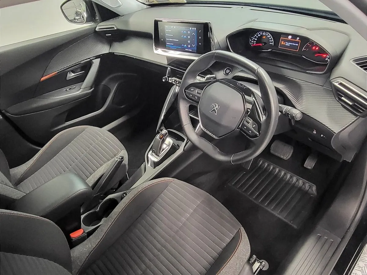 Peugeot 2008 1.2 Puretech 130bhp Auto Active - Image 6