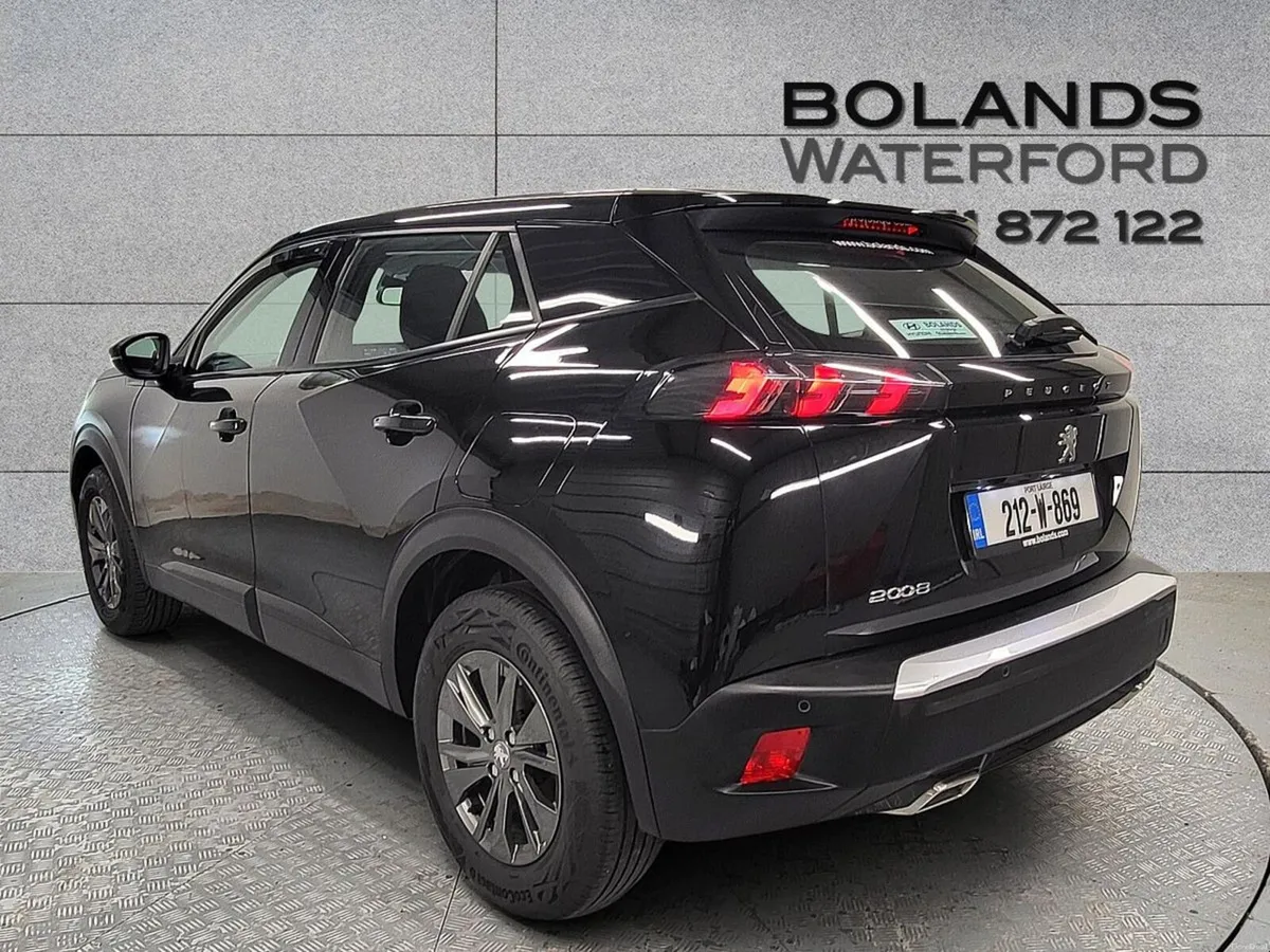 Peugeot 2008 1.2 Puretech 130bhp Auto Active - Image 2