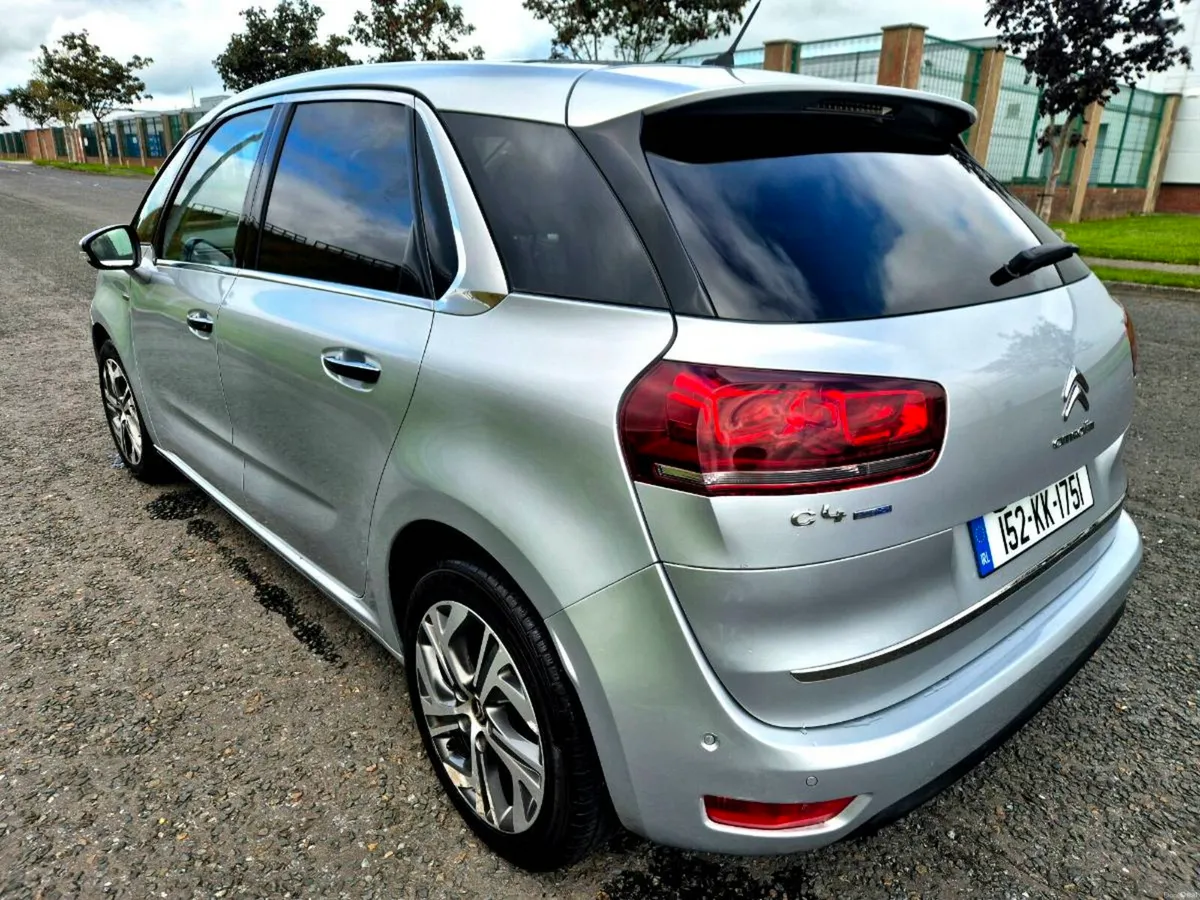 Citroen C4 Picasso 1.6hdi automatic, low km, mint! - Image 3