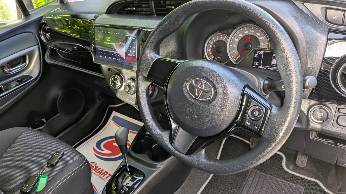 Spotless Toyota Yaris 1.3 Petrol Automatic, 2020 - Image 3