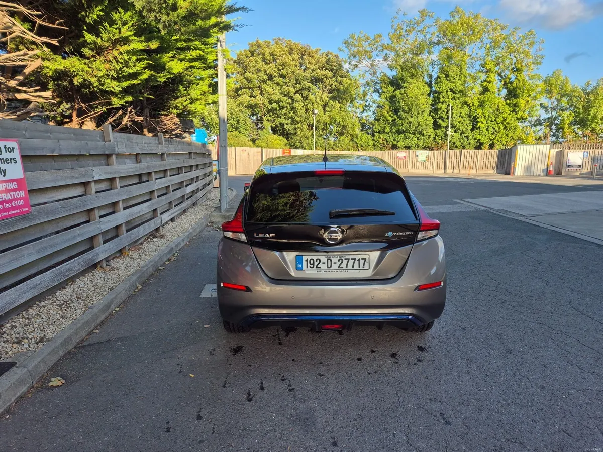 Nissan Leaf 2019 - Image 2