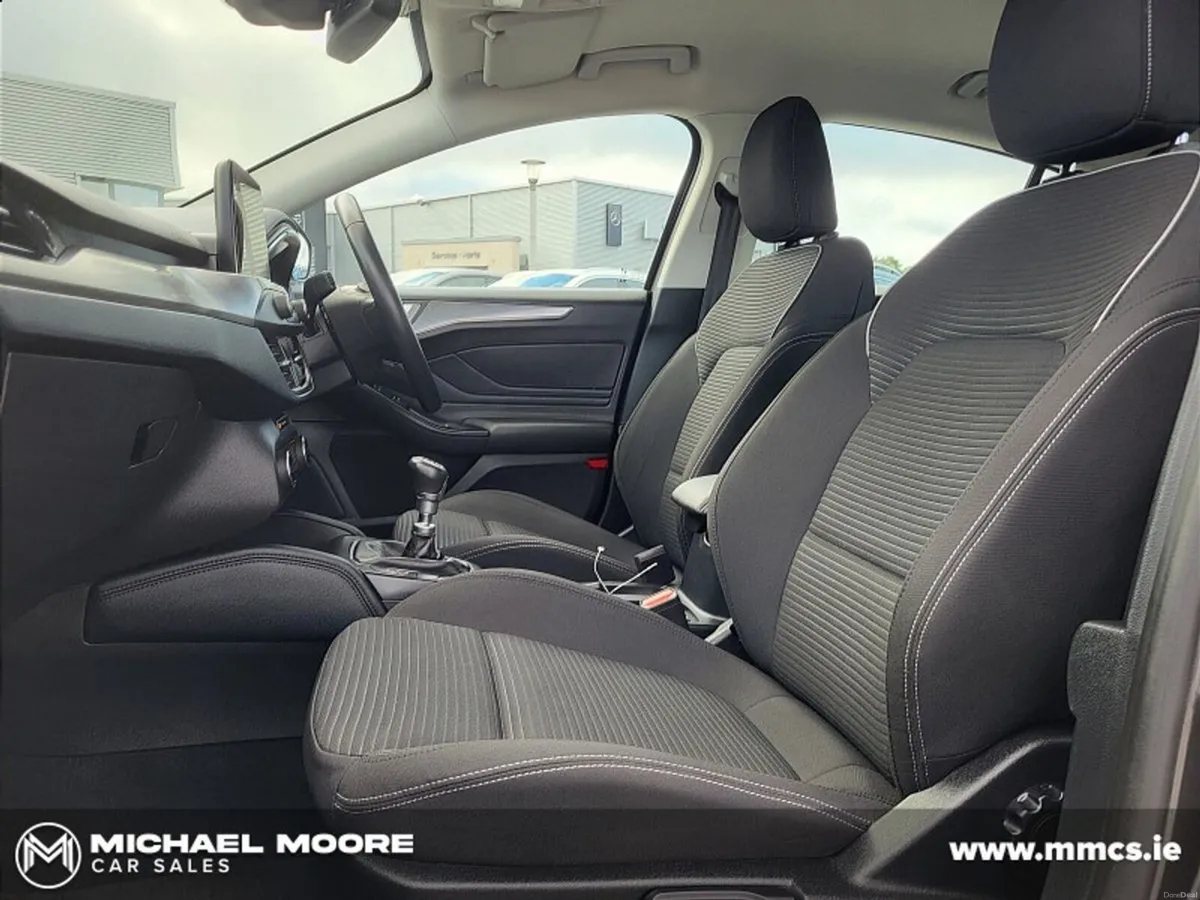 Ford Focus 1.5 TDCi 120BHP Titanium - Image 4