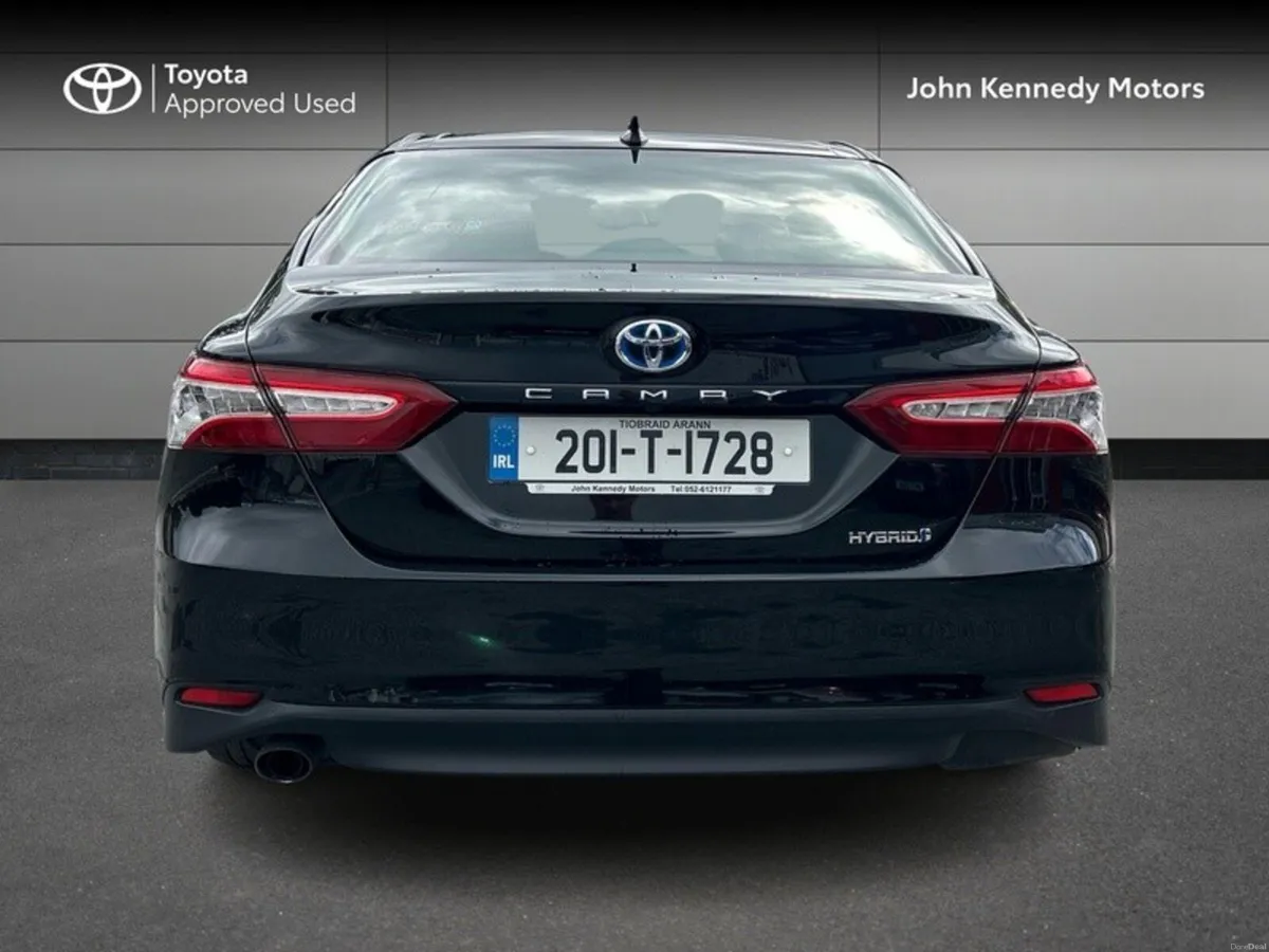 Toyota Camry HYBRID PLATINUM 4DR AUTO - Image 4