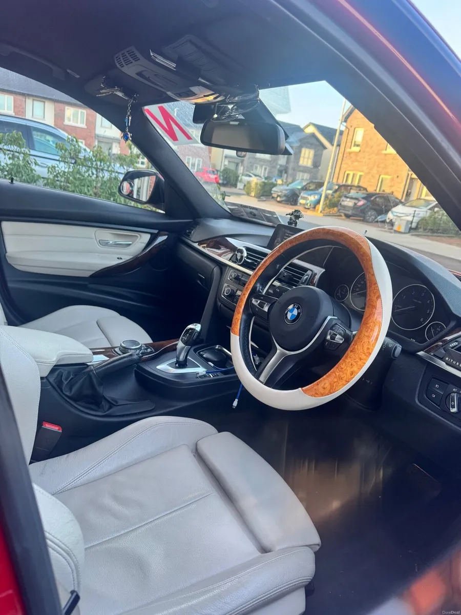 BMW 3-Series 2015 - Image 4