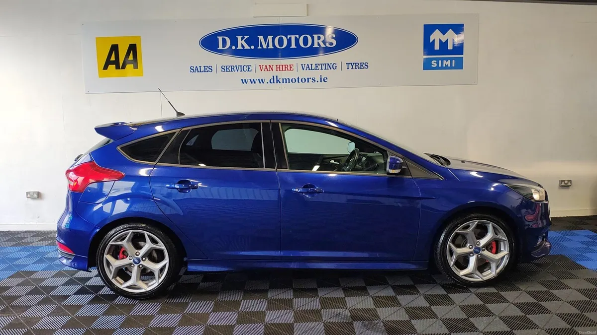 FORD FOCUS ST NEW NCT - Image 3