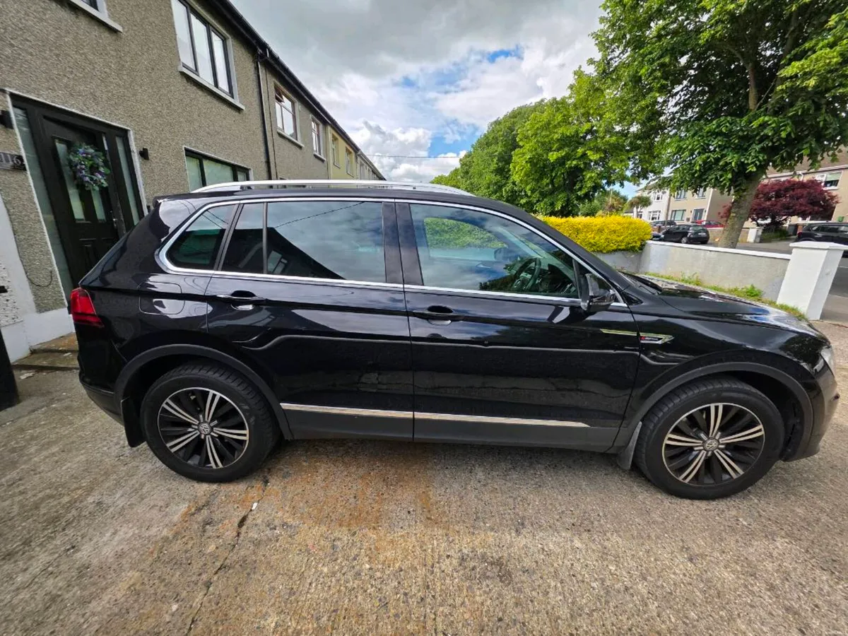 2016 (162-D) VW Tiguan 2.0 TDI 4Motion – High Spec - Image 6
