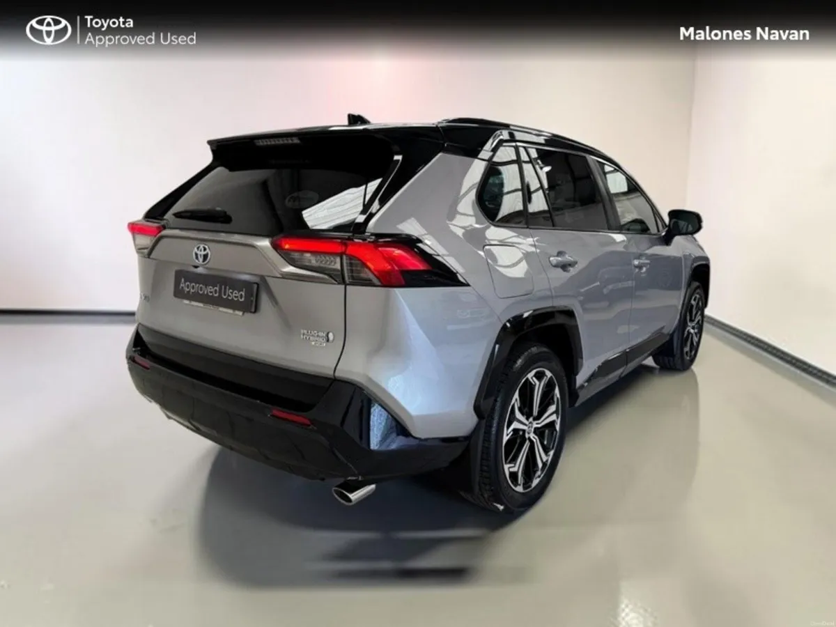 Toyota RAV4 RAV4 PLUG-IN HYBRID SPORT - Image 2