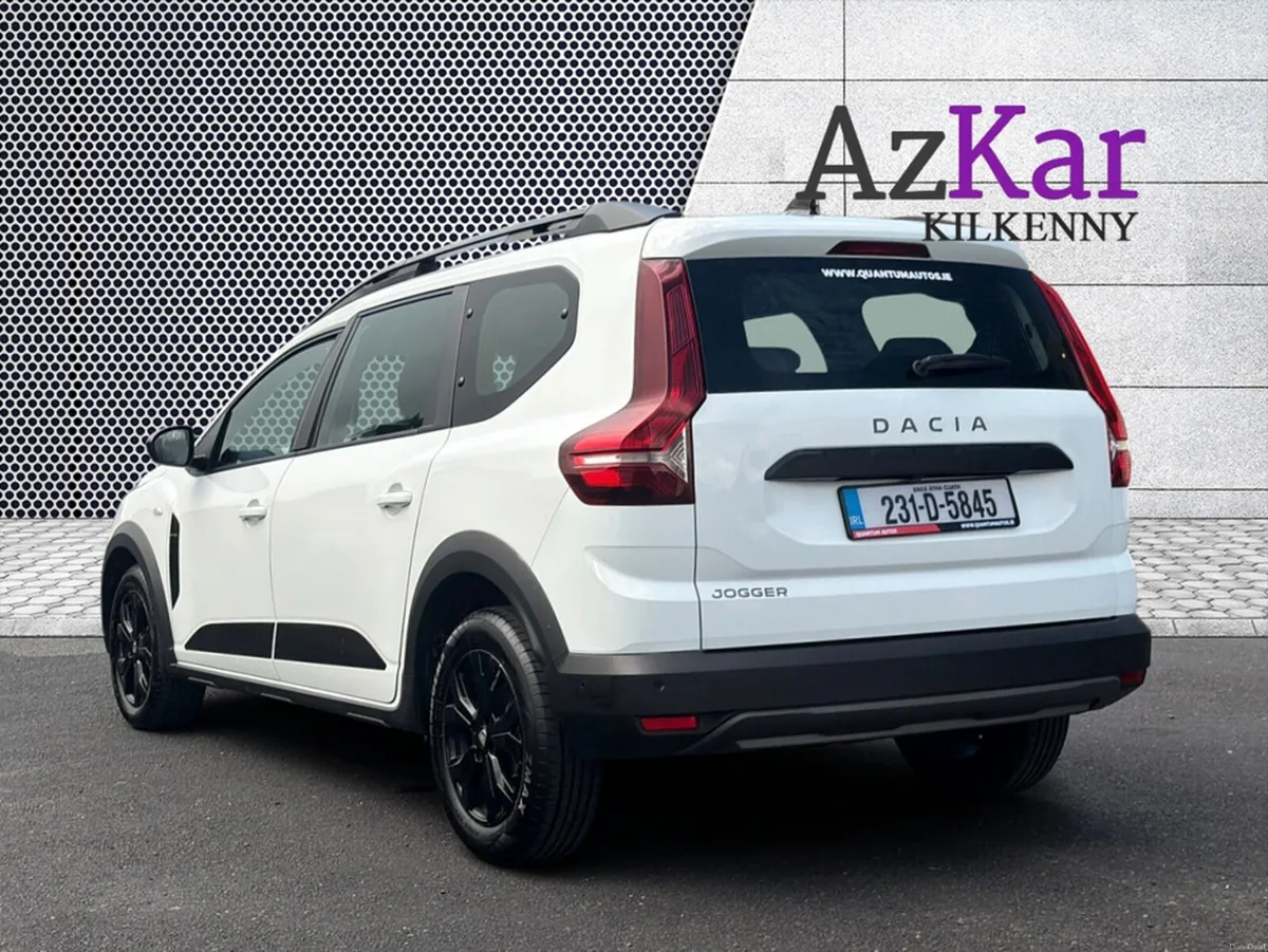 Dacia Jogger 2023 EXTREME SE 1.0 PETROL 7 SEATER - Image 6