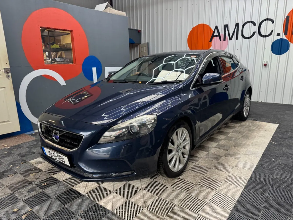 Volvo V40 2015 VOLVO V40 T4 AUTOMATIC 1.6/ AUTOMAT - Image 6