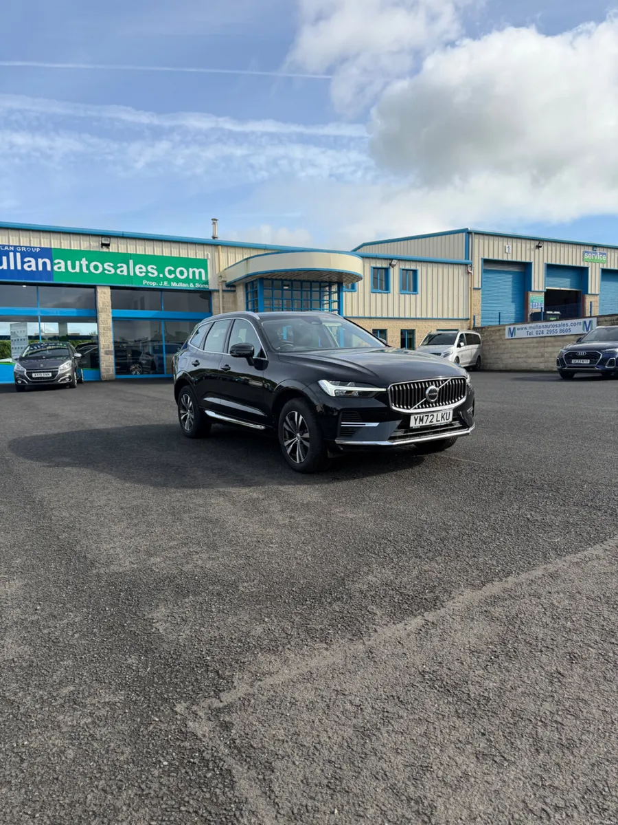 Volvo XC60 2023 - Image 1
