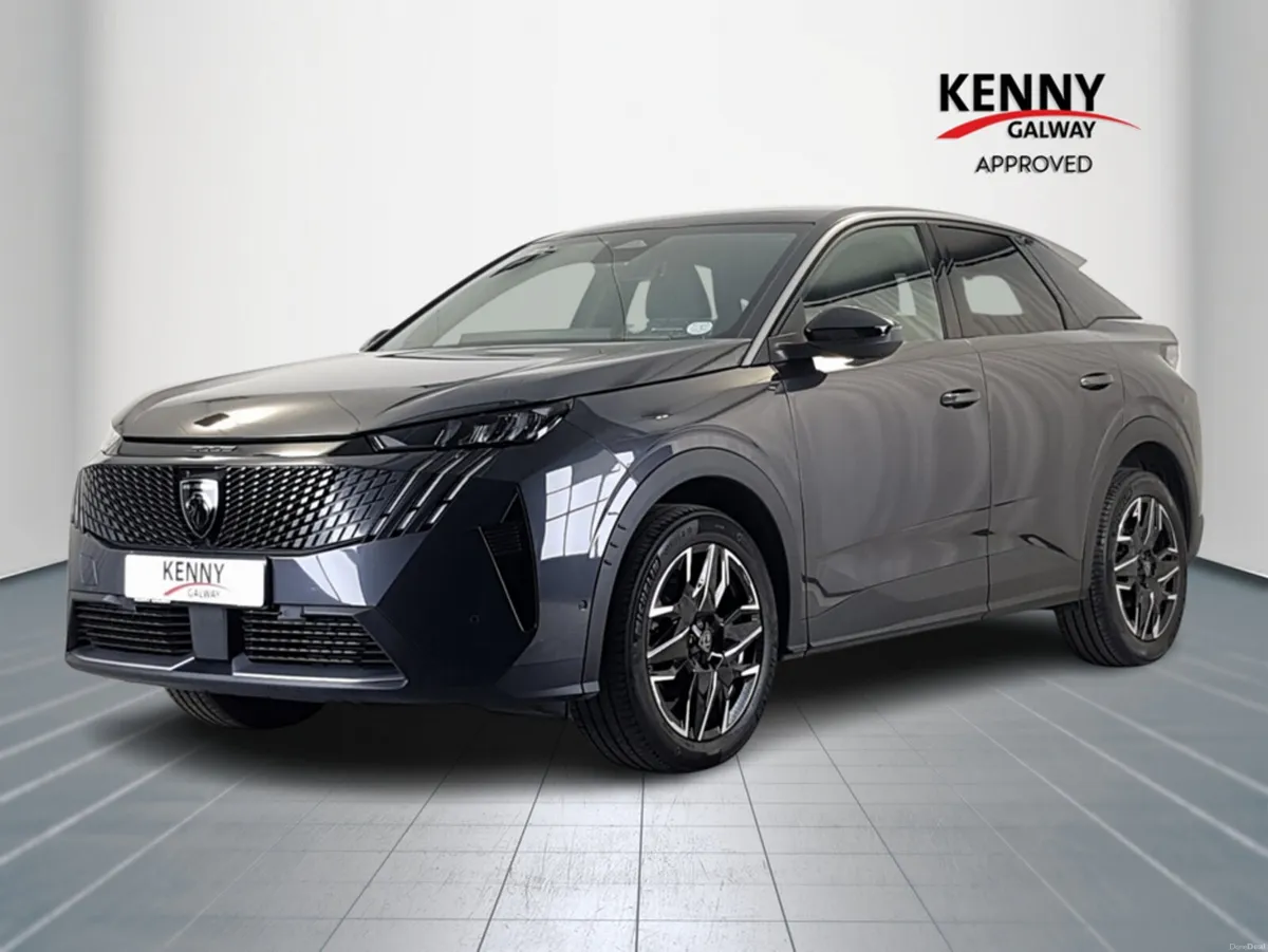 Peugeot 3008 *Deposit taken* ALLURE 1.2 MHEV 136 E - Image 3