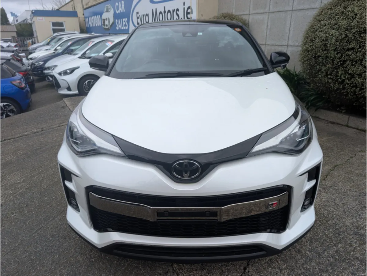 Toyota C-HR GR SPORT AUTOMATIC HYBRID 1.8 PETROL / - Image 2