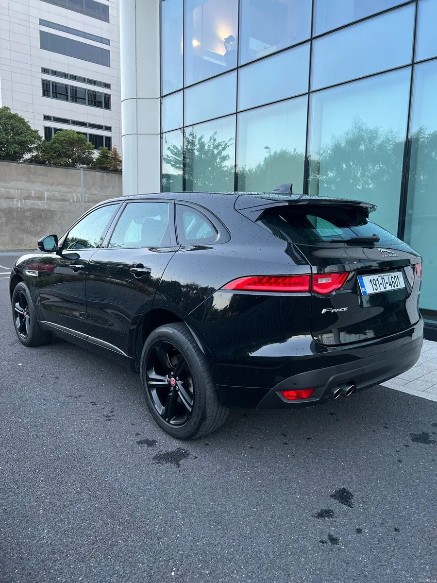 Jaguar F-pace R SPORT HIGH SPEC (NCT+Low mileage) - Image 3