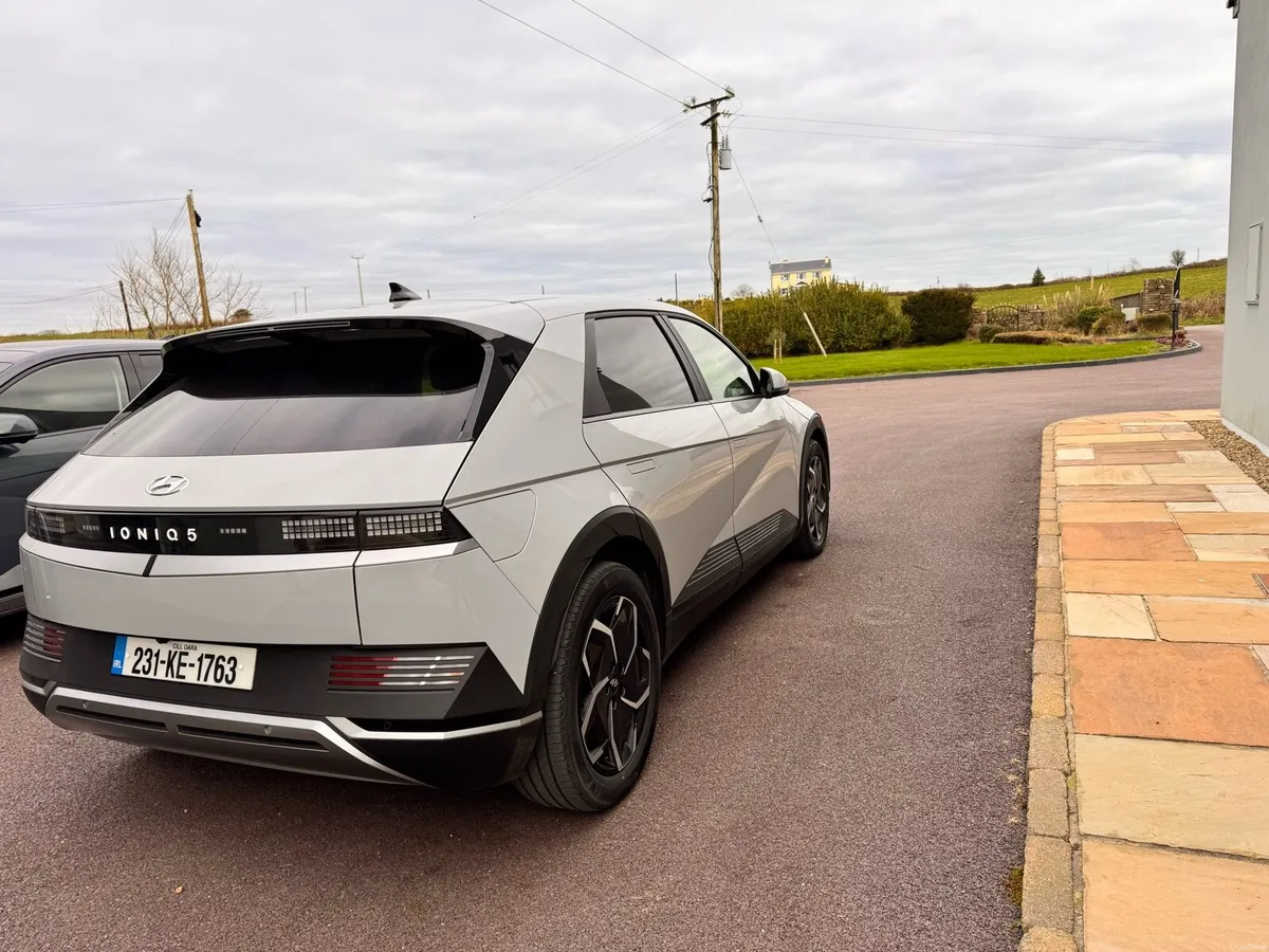 Hyundai Ioniq 5. EXECUTIVE PLUS 73 KWH BIG BATTERY - Image 5
