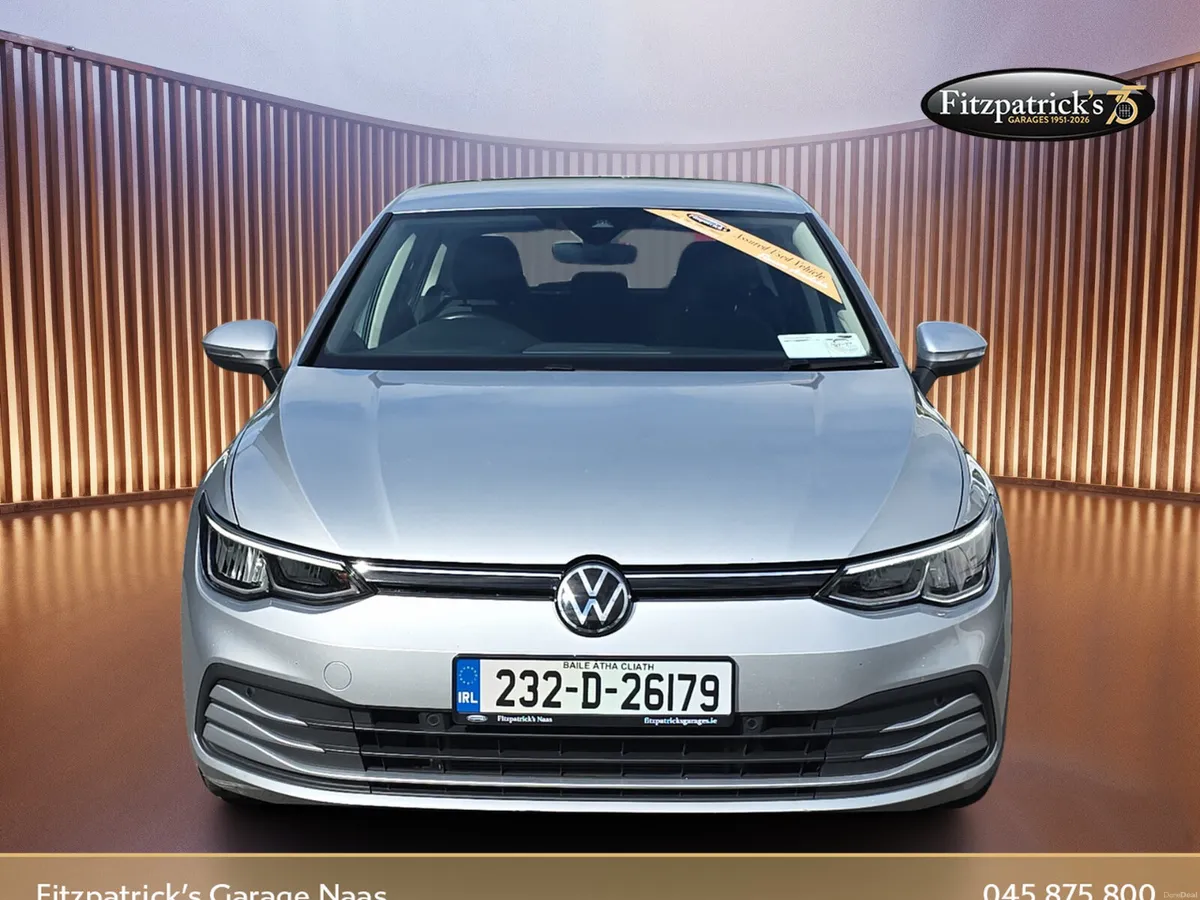 Volkswagen Golf 2023 - Image 2
