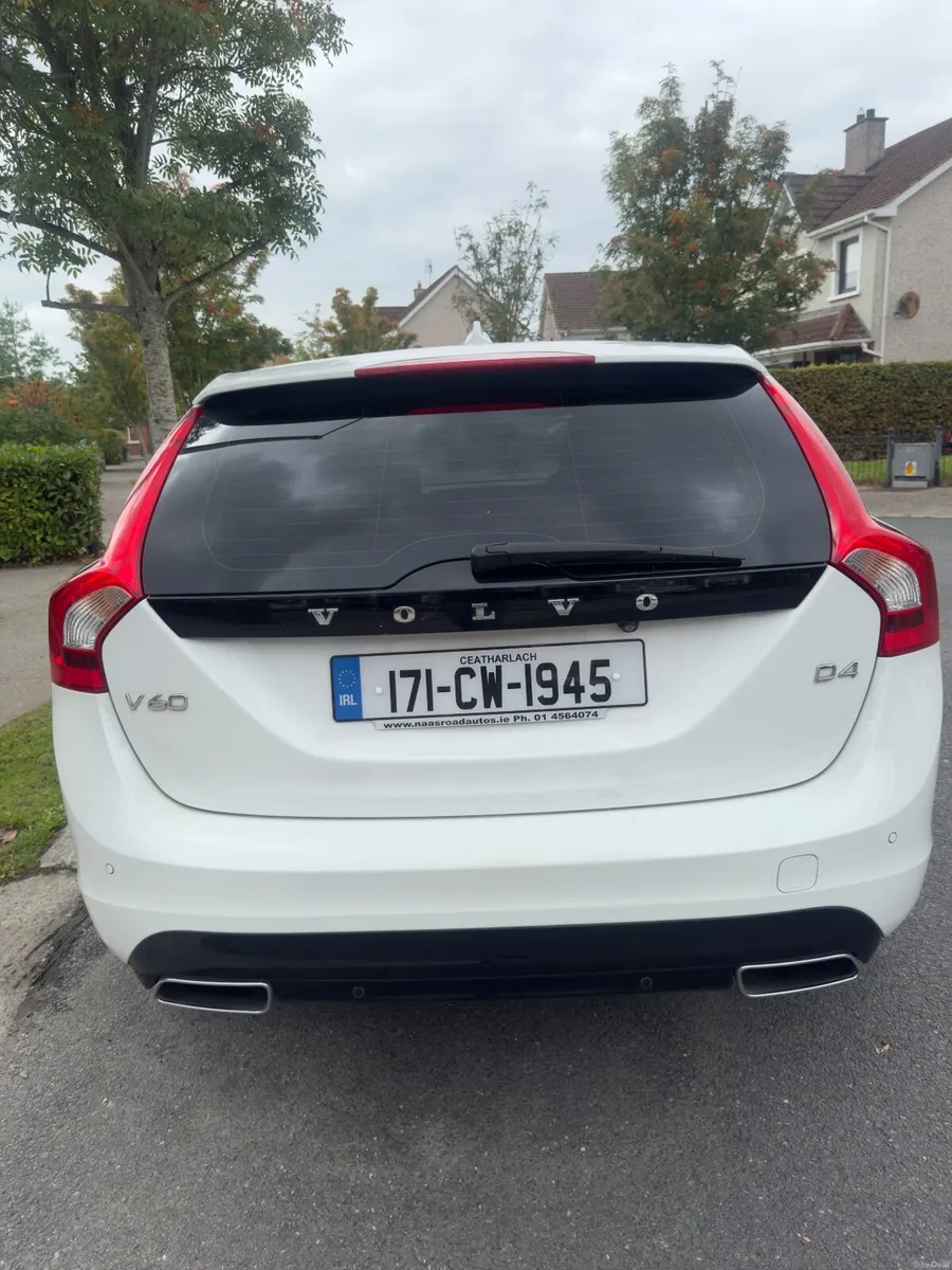 Volvo V60 2017 - Image 4