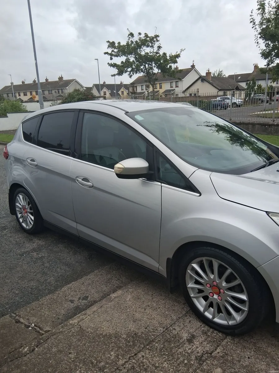 Ford C-Max 2012 - Image 1