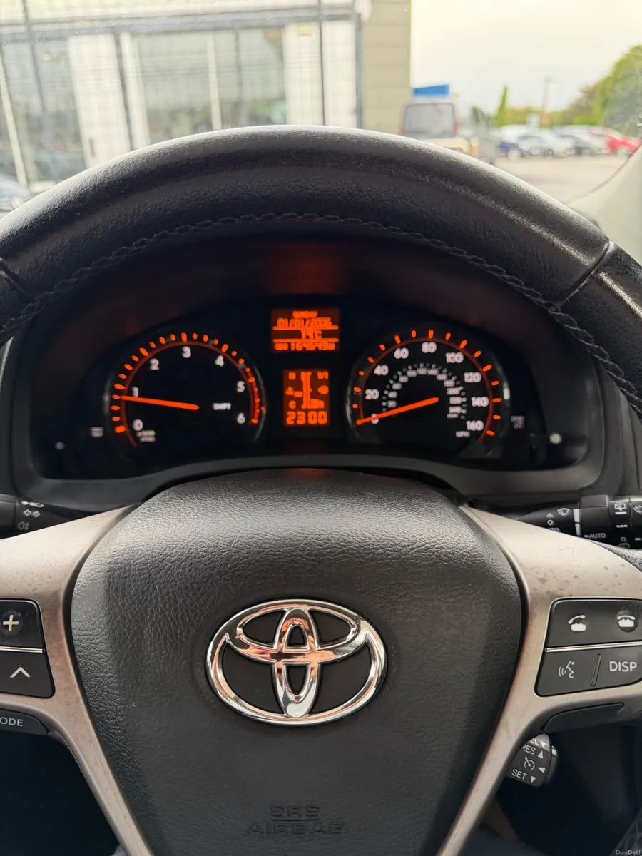 Toyota Avensis 2009 - Image 3