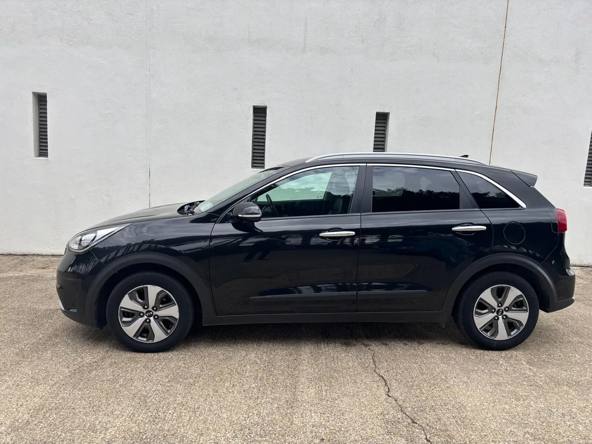 Kia Niro  1.6 Hybrid EXL (low klms) 2018 - Image 2