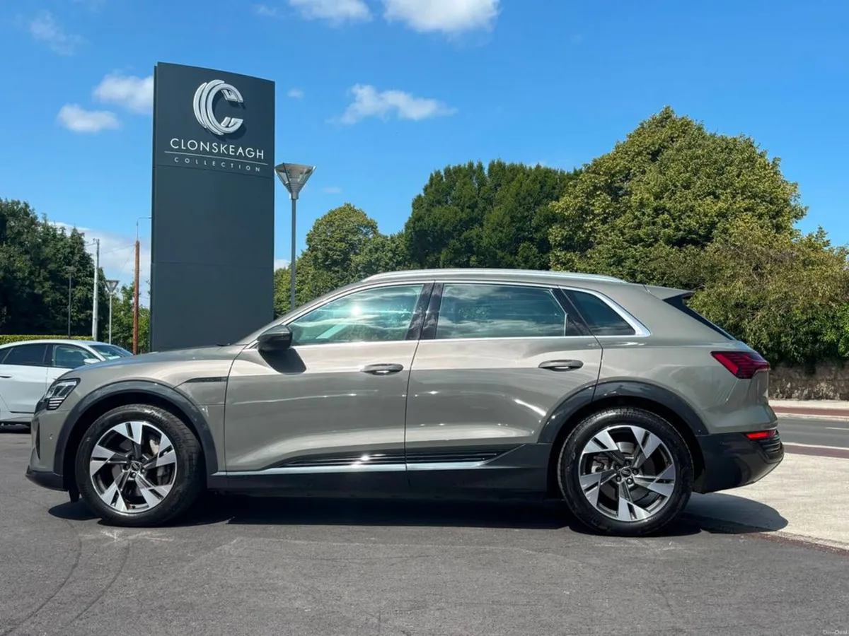 Audi Q8 e-tron QUATTRO SPORT - Image 4