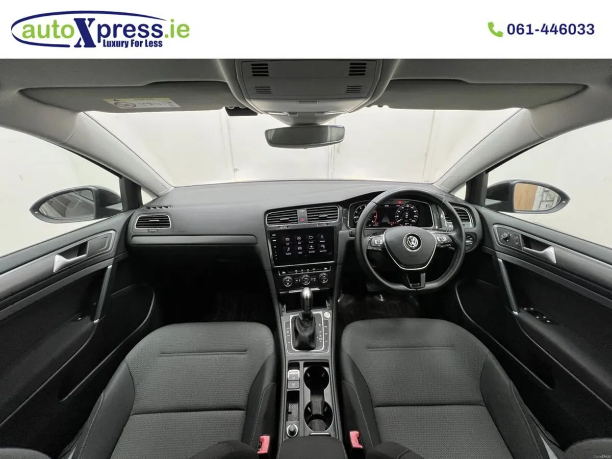 Volkswagen Golf 1.2 TSI COMFORT LINE, Low mileage - Image 2