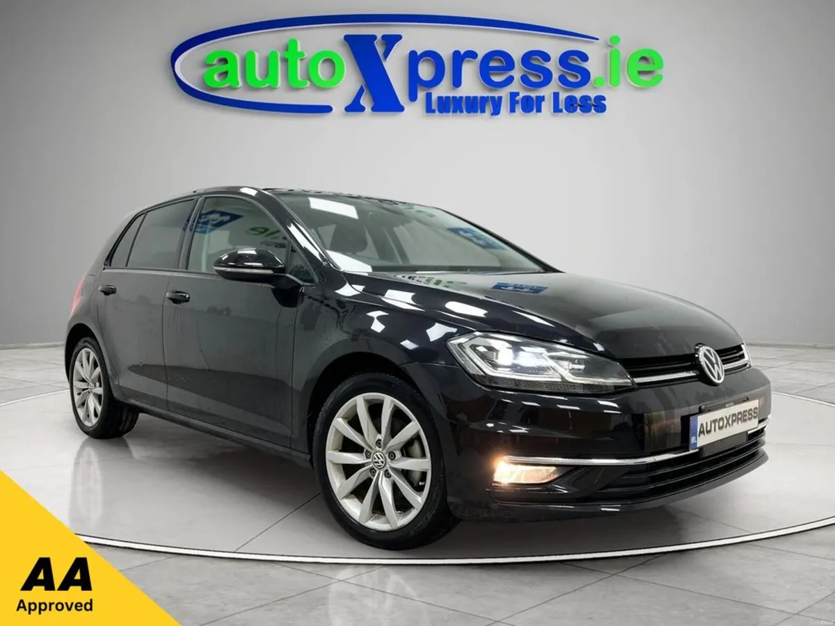 Volkswagen Golf 1.2 TSI COMFORTLINE, Reversing cam - Image 1
