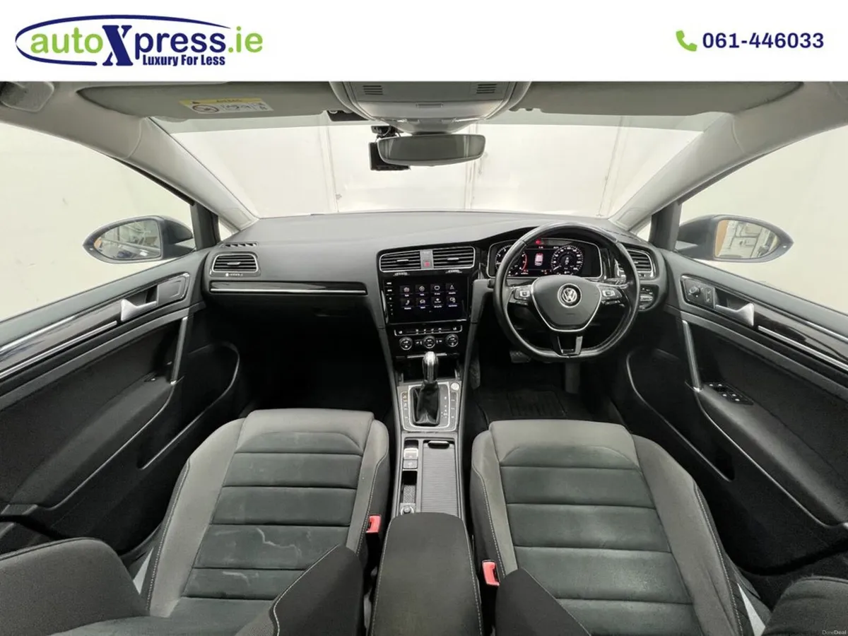 Volkswagen Golf TSI Highline Tech Edition , revers - Image 2