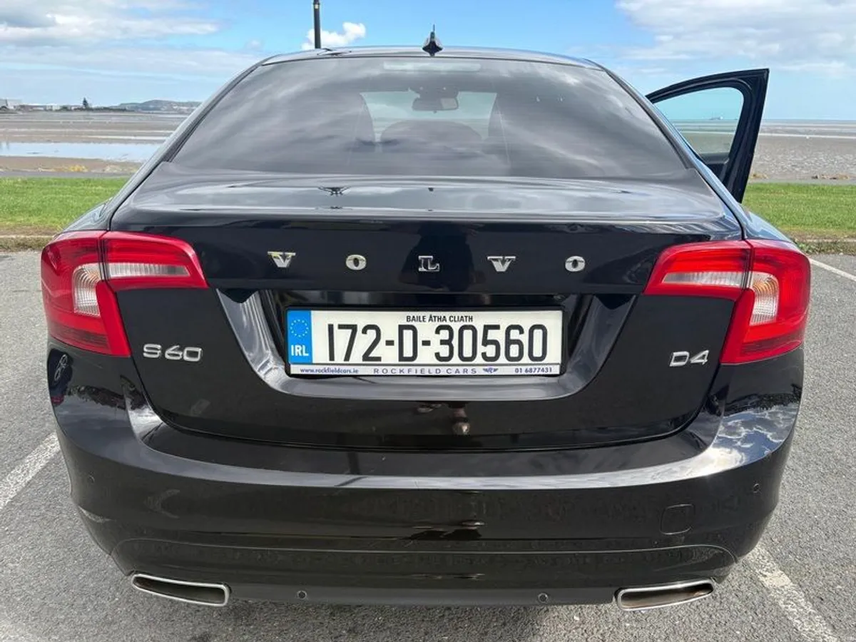 2017 Volvo S60 - Image 3