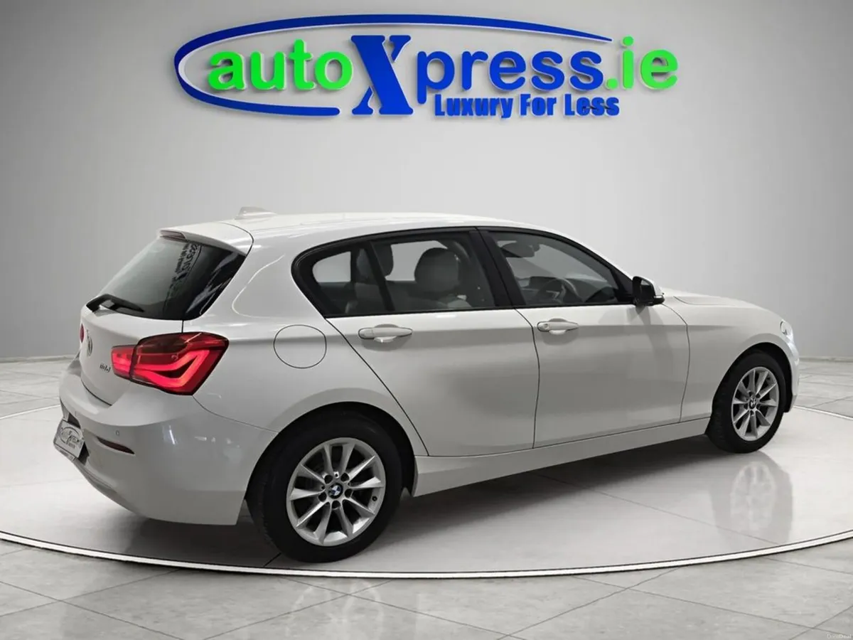 BMW 1-Series 2.0 D Automatic, Reversing camera - Image 5